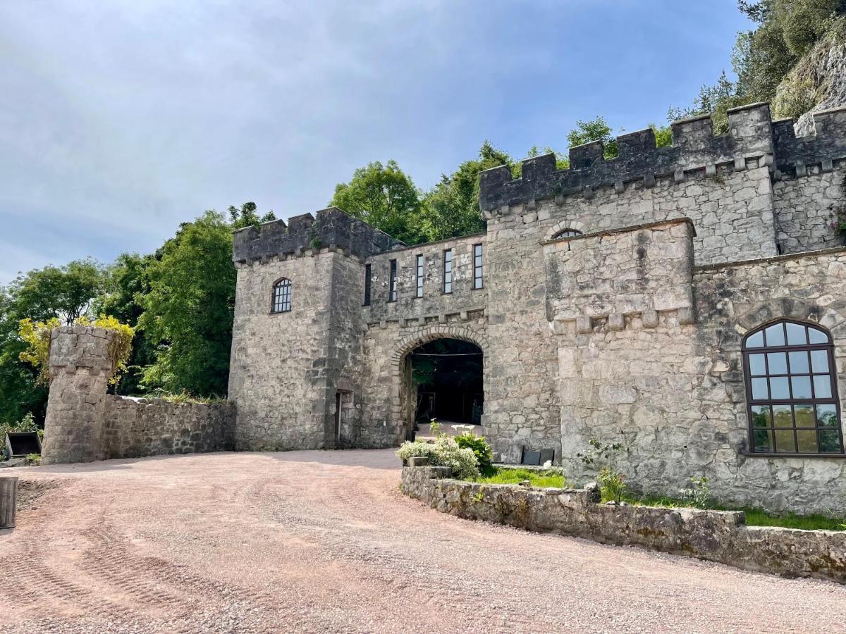 Tan-Yr-Ogo Gate Lodge, Gwrych Castle Llanddulas Exterior photo
